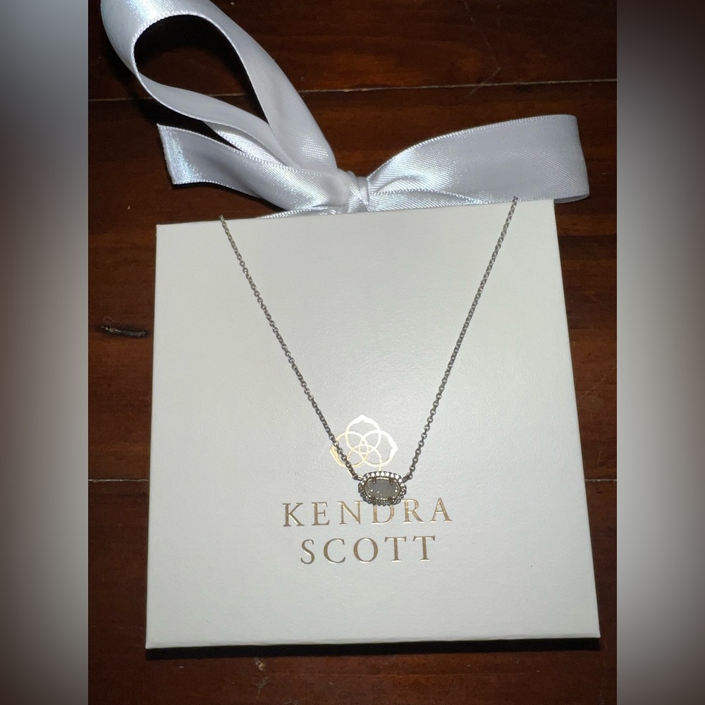 Kendra Scott necklace White drusy